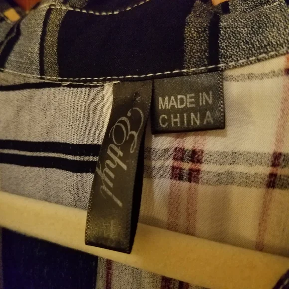 Sheer Plaid Flannel Patterned Button-Down Blouse W/ Collar | Spring Hues - Picture 11 of 13